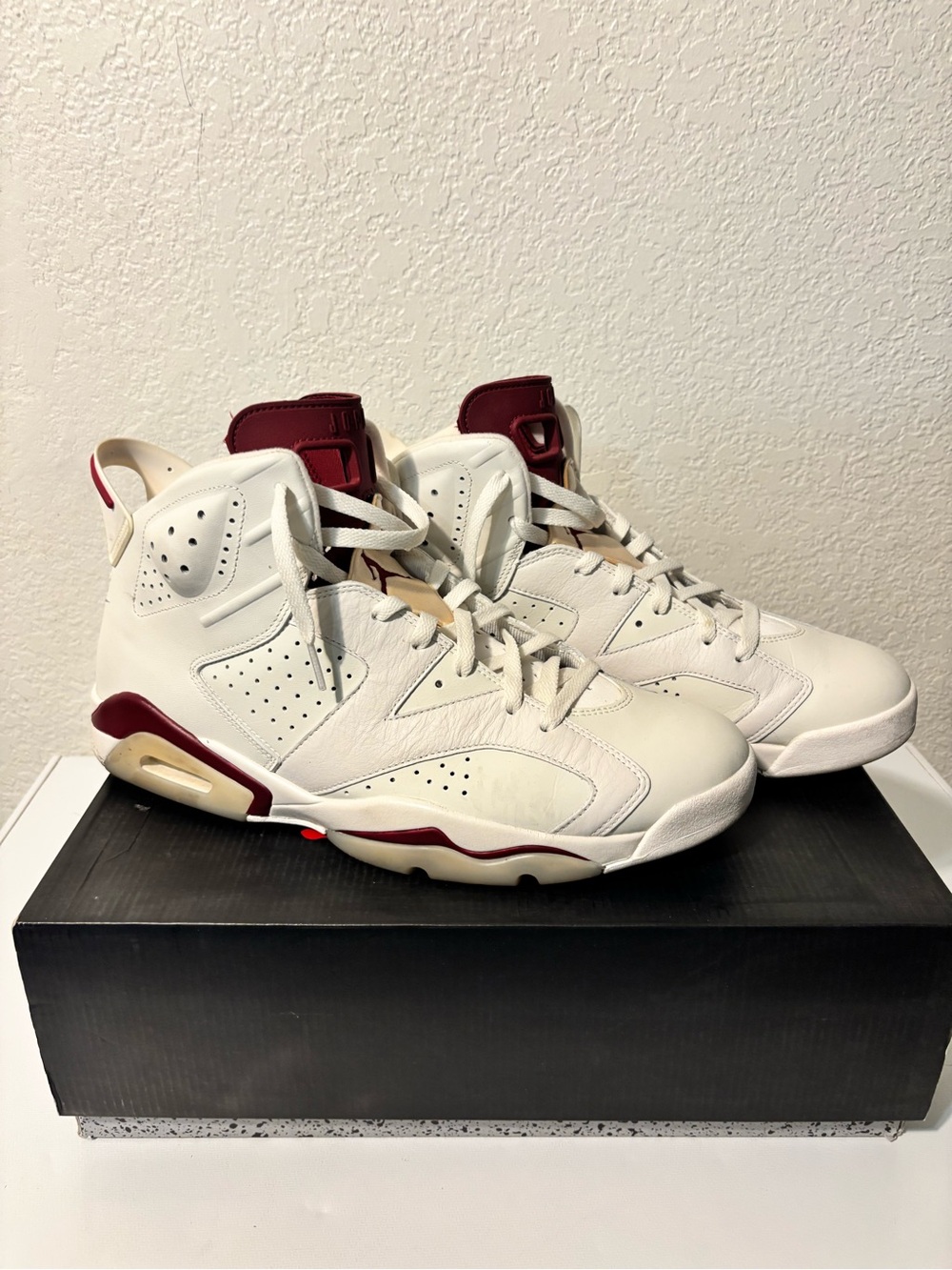 Air Jordan 6 “Maroon” Retro Men's Sneakers - Sail/Maroon